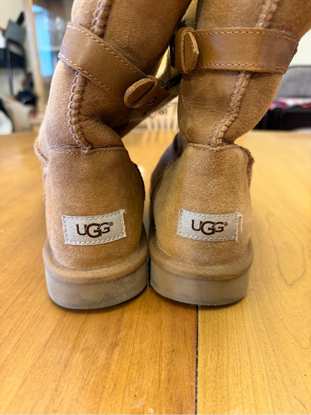 UGG Chestnut Suede Short Boots | 10 | Winter Cabincore Gorpcore Cozy Style - Picture 5 of 9